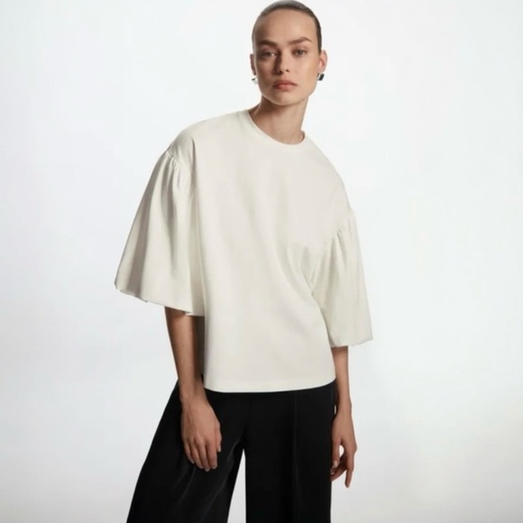 COS Tops - COS T-shirt with Puff Sleeve White Size M